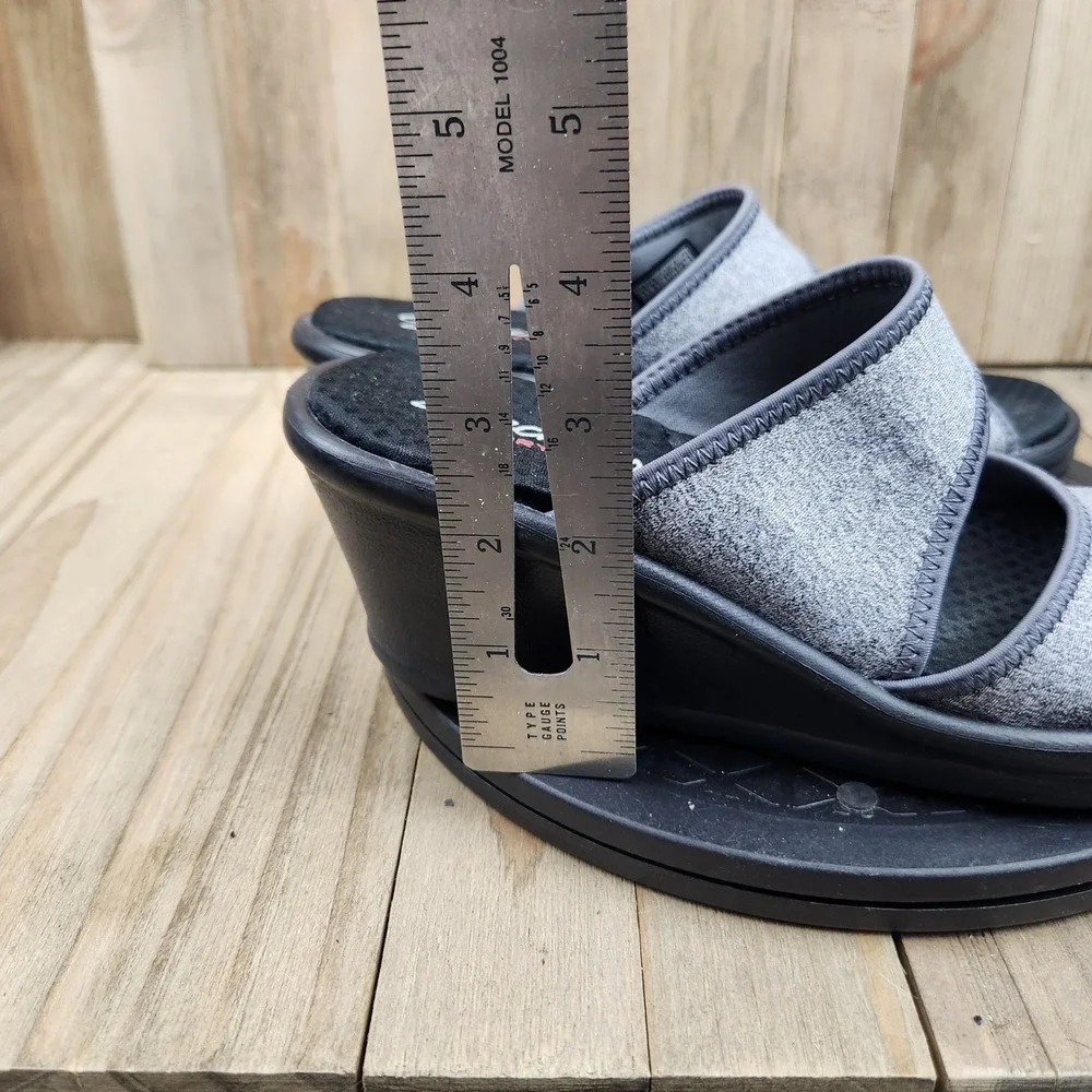 Skechers keywords athleisure